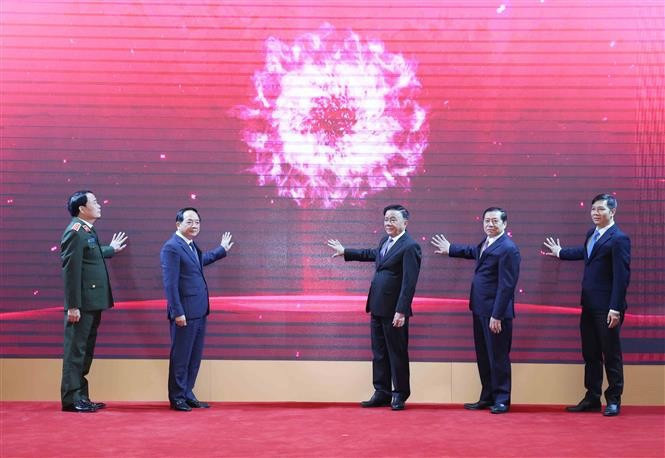 En el acto de lanzamiento (Foto: VNA)