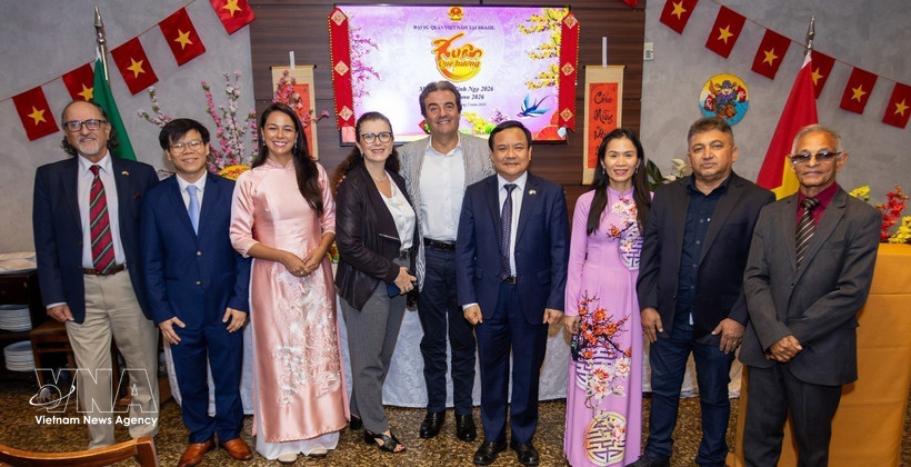 Delegados participantes en la cita (Foto: Cortesía de la Embajada de Vietnam en Brazil)