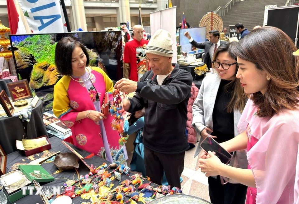  Impresiones de Vietnam en Festival de cultura y gastronomía diplomática en Washington 