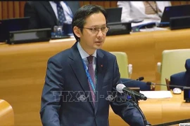 El representante permanente de Vietnam ante la Organización de las Naciones Unidas (ONU), embajador Do Hung Viet, habla en el evento. (Fuente: VNA)