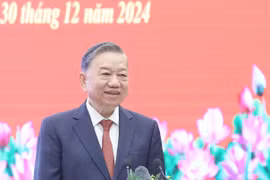 El secretario general del Partido Comunista de Vietnam, To Lam, habla en el evento. (Fuente: VNA)