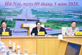 El primer ministro de Vietnam, Pham Minh Chinh, preside la reunión. (Fuente: VNA)