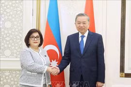 El secretario general del Partido Comunista de Vietnam, To Lam, y la presidenta de la Asamblea Nacional de Azerbaiyán, Sahiba Gafarova. (Fuente: VNA)