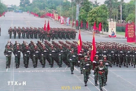Un entrenamiento conjunto de fuerzas participantes en el desfile. (Fuente: VNA)