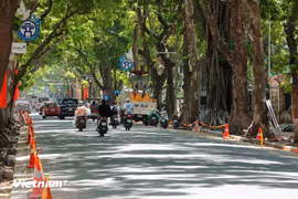 Hanoi renueva algunas calles para celebrar el 80.º aniversario de la Revolución de Agosto