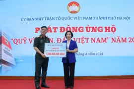 Hanoi lanza campaña de recaudación de fondo por el mar de Vietnam. Foto: hanoimoi