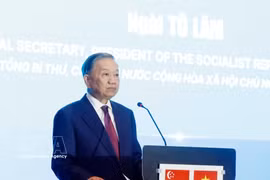 El secretario general del Partido Comunista y presidente de Vietnam, To Lam, habla en el foro. Foto: VNA