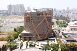 El Centro de Circo y Artes Escénicas Multiusos de Phu Tho se convertirá en un emblemático referente cultural y artístico de Ciudad Ho Chi Minh cuando abra sus puertas. Foto: VNA