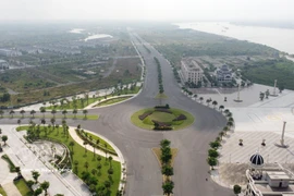 Se prevé que el eje económico del corredor del río Dong Nai, junto con la Zona de Libre Comercio y el Área Urbana del Aeropuerto, se convierta en un nuevo polo de crecimiento para Dong Nai. (Foto: VNA)