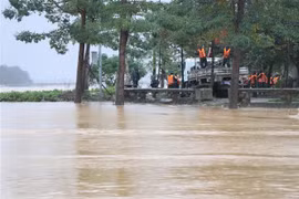 El nivel del agua en los ríos Huong (Perfume) aumenta. (Foto: VNA)