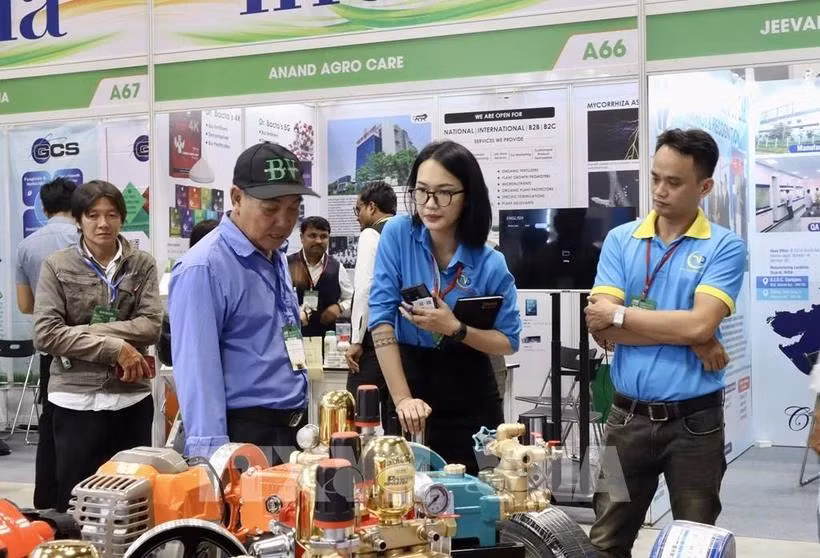Visitantes en la exhibición en Agri Vietnam 2024. (Foto: VNA)