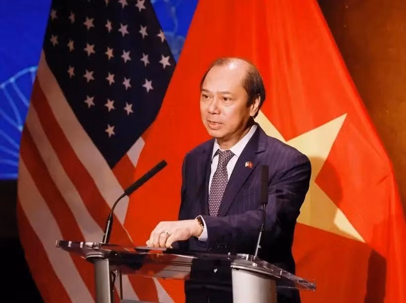 El embajador vietnamita en EE. UU., Nguyen Quoc Dung, interviene en el evento. (Fuente: VNA)