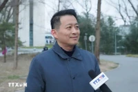 El profesor Qu Qiang, de la Universidad Minzu de China (Foto: VNA)