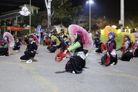 Las actuaciones callejeras son una de las actividades que atraen a los turistas al evento (Foto: VNA)
