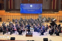 Concierto sinfónico en el IV Festival Internacional de Nueva Música Asia-Europa 2025 (Foto: VNA)