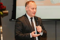 Dariusz Goszczyński, representante de la industria avícola europea y presidente de la junta de administración del Consejo Nacional Avícola de la Cámara de Comercio de Polonia (Foto: KRD-IG)