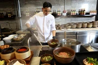 Ciudad Ho Chi Minh transforma la gastronomía en un "lenguaje turístico" 