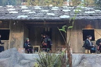 Recreación del espacio cultural de la etnia Mong. (Foto: VNA)