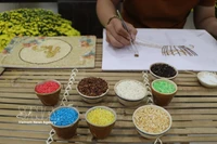 De granos de arroz a obras de arte: historia de un joven emprendedor en Can Tho