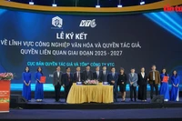 Ceremonia de firma en la Feria de Otoño de 2025 el 3 de noviembre. (Foto: VNA)