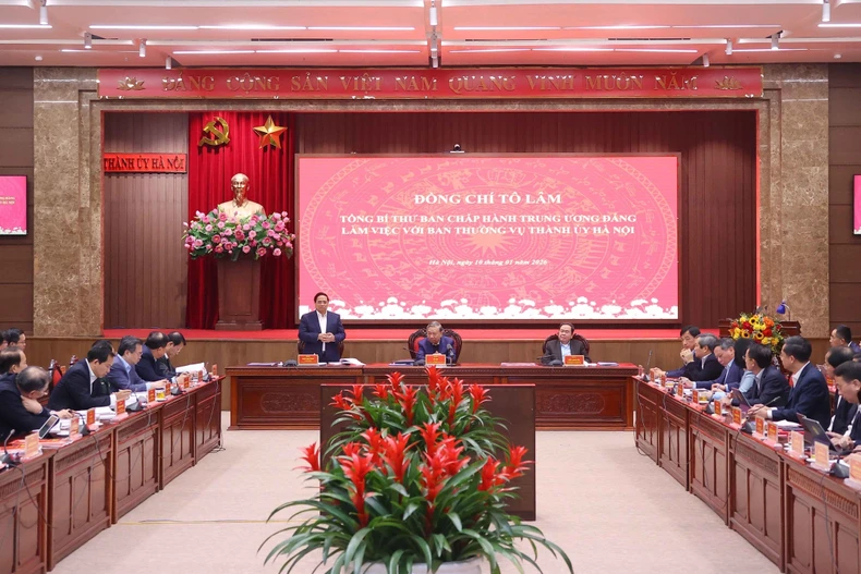 Panorama de la reunión de trabajo entre el secretario general del Partido, To Lam, con el Buró Ejecutivo del Comité partidista de Hanoi. (Foto: VNA)