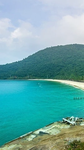 Explotan potencial turístico de la costa sur de Hoi An