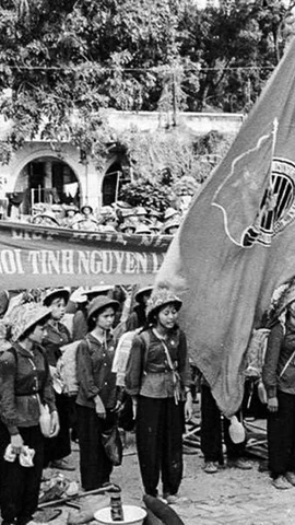 Jóvenes voluntarios – creciendo como flores de acero en la lucha por la Patria