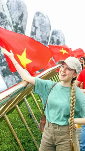 Política de visados flexible contribuye a atraer a turistas internacionales a Vietnam