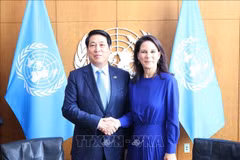 El presidente de Vietnam, Luong Cuong, sostuvo un encuentro con Annalena Baerbock, presidenta del 80º periodo de sesiones de la Asamblea General de la ONU. (Foto: VNA)