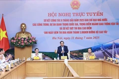 El primer ministro de Vietnam, Pham Minh Chinh, preside la reunión. (Fuente: VNA)