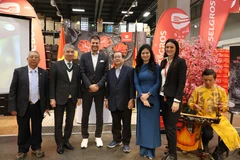 El evento "Día de los Productos de Vietnam", organizado por la Oficina Comercial de Vietnam en Alemania, tuvo lugar en el supermercado Selgros Lichtenberg de Berlín. Foto: VNA