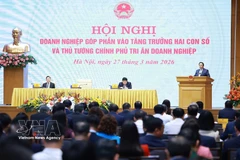 El primer ministro de Vietnam, Pham Minh Chinh, habla en la conferencia. (Foto: VNA)