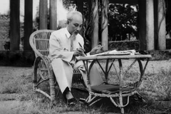  Presidente Ho Chi Minh, líder eminente y revolucionario excepcional