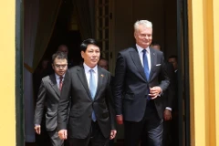 El presidente de Vietnam, Luong Cuong, y homólogo lituano, Gitanas Nauseda. (Foto: VNA)