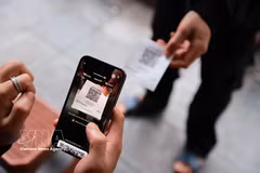 Según la nueva normativa, los hogares de negocios con ingresos anuales de 500 millones de VND o menos están exentas del impuesto sobre la renta y solo deben declarar sus ingresos reales. Foto: VNA