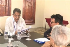 Fredesmán Turró González habla en un seminario sobre las relaciones Vietnam-Cuba. (Foto: VNA)