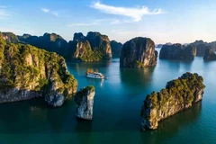 Crucero en la bahía de Ha Long – zona del archipiélago de Cat Ba. (Foto: Vietnam+)