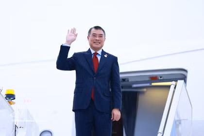 El primer ministro de Vietnam, Le Minh Hung, concluye su participación en la Cumbre Conmemorativa por el 35.º aniversario de las relaciones ASEAN-Rusia. (Foto: VNA)