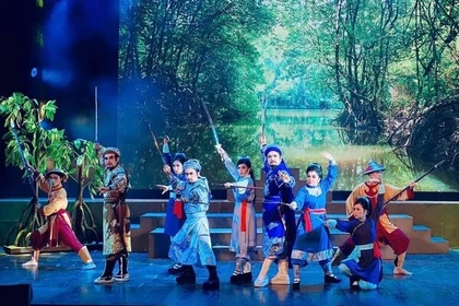 Jóvenes artistas vietnamitas aportan nueva vitalidad al teatro tradicional