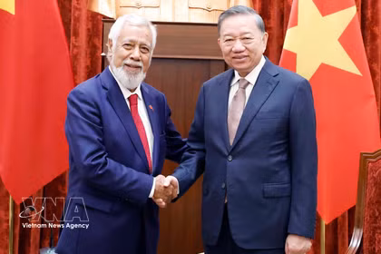 El secretario general del Partido Comunista de Vietnam y presidente del país, To Lam, recibe al primer ministro del Timor Leste, Kay Rala Xanana Gusmão, Foto: VNA