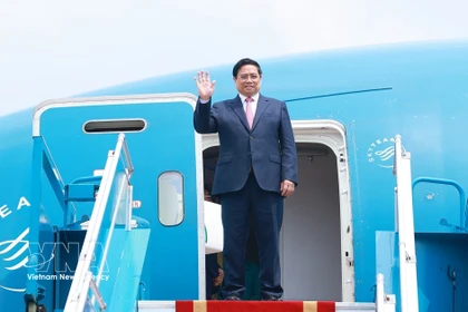 Primer ministro de Vietnam parte de Hanoi rumbo a Rusia para una visita oficial