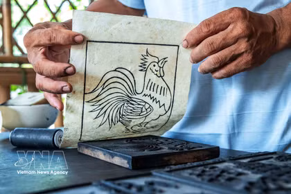 Conservan célebre pintura popular de Hue
