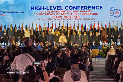 La ceremonia conmemorativa del 50.º aniversario del Tratado de Amistad y Cooperación en el Sudeste Asiático (TAC) en Filipinas. Foto: VNA