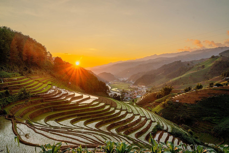 Campos en terrazas por la tarde en la comuna de Mu Cang Chai, provincia de Lao Cai. (Fuente: VNA)