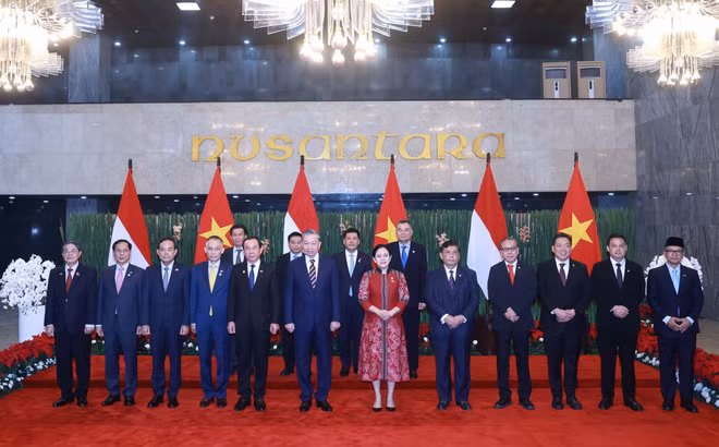 vna-potal-tong-bi-thu-to-lam-gap-chu-tich-ha-vien-indonesia-puan-maharani-7905899.jpg