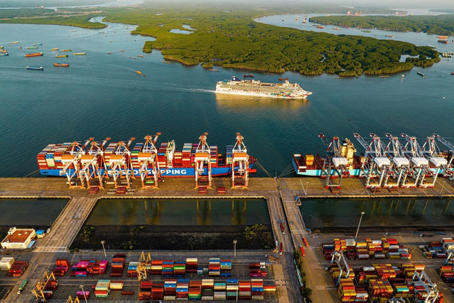 Vietnam espera desarrollar una zona franca ligada a los puertos marítimos en el área de Cai Mep (Foto: thanhtra.com.vn) 674de40413d43051a256d6a3.jpg