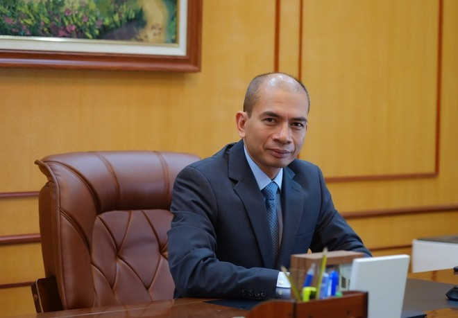 giao-su-tran-tuan-anh-1.jpg