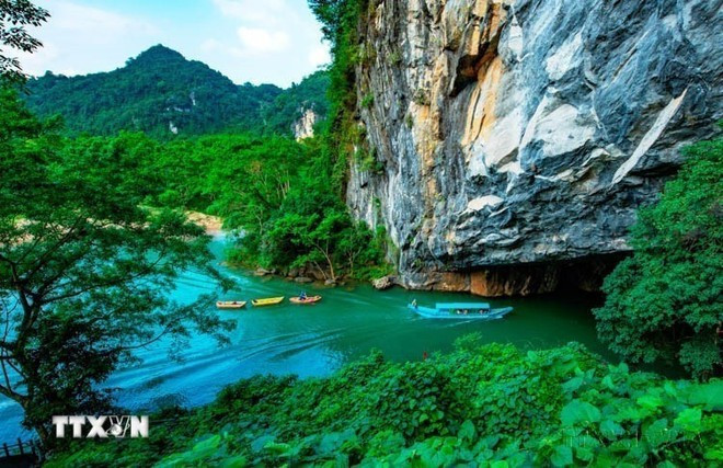 Parque Nacional Phong Nha-Ke Bang. (Foto: VNA) ttxxvn-phong-nha-ke-bang-tro-thanh-di-san-thien-nhien-lien-bien-gioi-dau-tien-cua-viet-nam-8147264-11.jpg