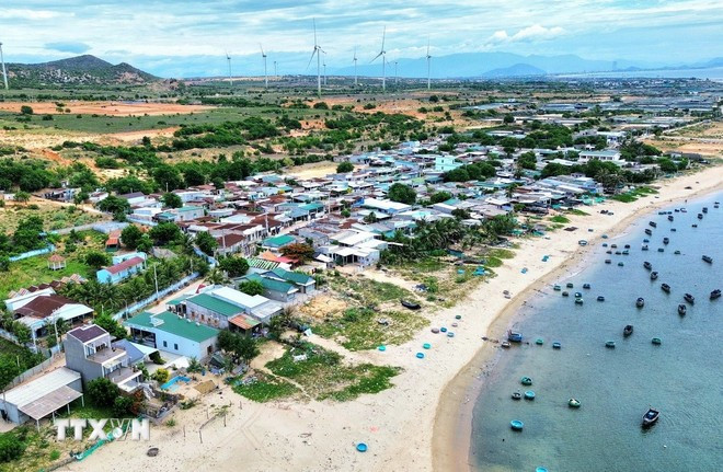 Área de planificación para la construcción de la planta nuclear Ninh Thuan 1 en la aldea de Vinh Truong, comuna de Phuoc Dinh, distrito de Thuan Nam, en la provincia de Ninh Thuan. (Foto: VNA) dien-hat-nhan-ninh-thuan-2.jpg