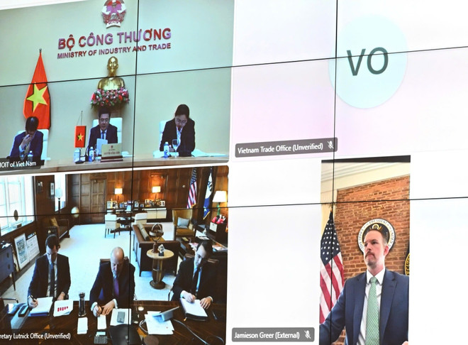Delegados participantes en la cita (Foto: baochinhphu.vn) vietnam-us-1.jpg